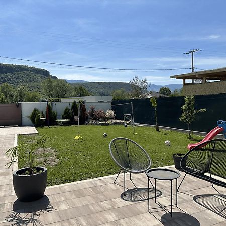 Holiday Home Emma Bihać エクステリア 写真