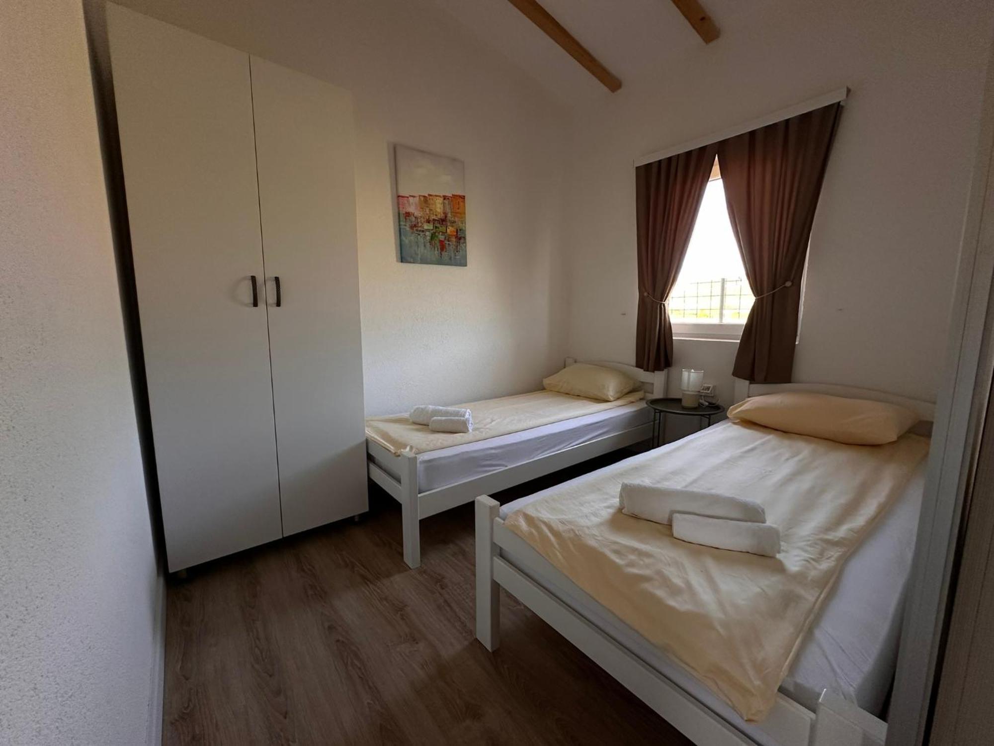 Holiday Home Emma Bihać エクステリア 写真