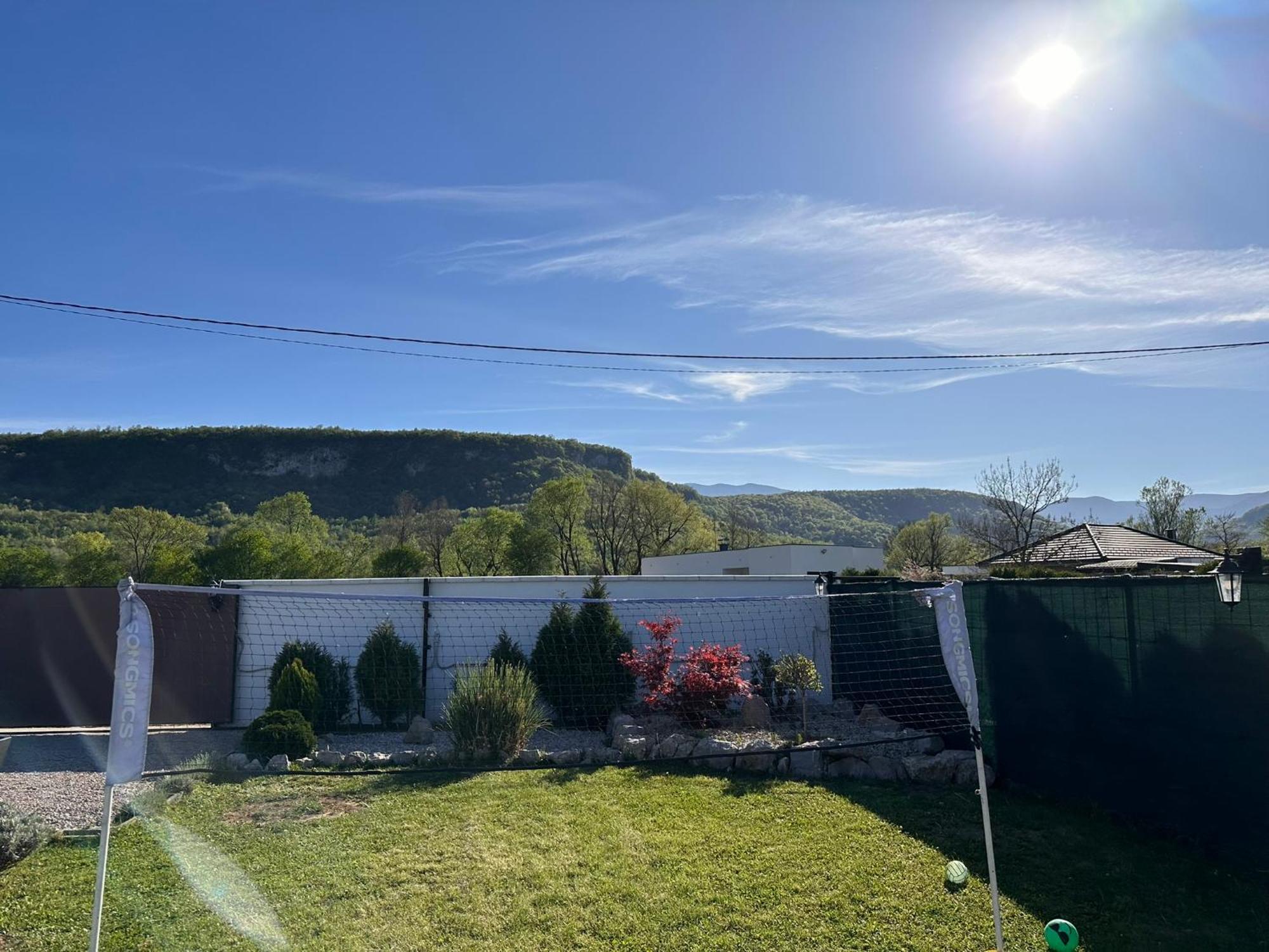 Holiday Home Emma Bihać エクステリア 写真